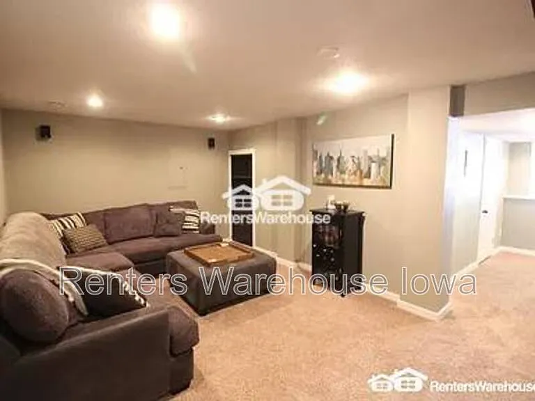 165 SE Pleasant View Dr — Photo 16