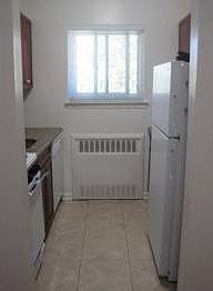 3rd image of 20 Wildwood Gdns APT H2