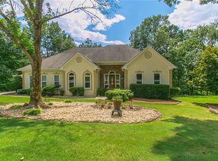 2691 Riverfront Dr, Snellville, GA