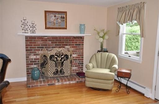 3rd image of 66 Broadmeadow Dr