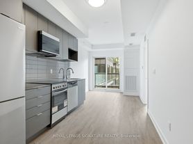 4569 Kingston Rd