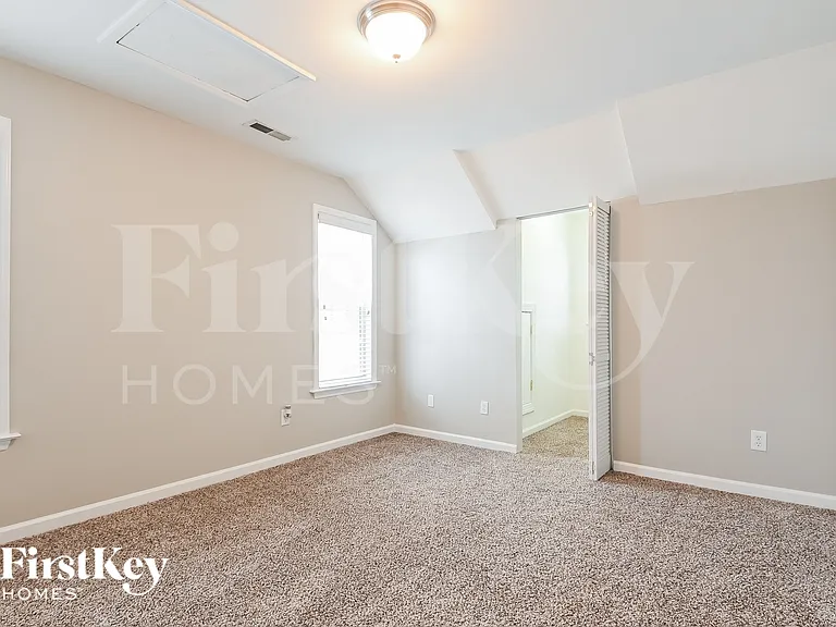 2209 Castle Pines Dr — Photo 10