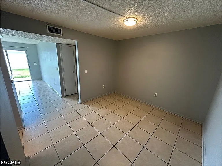 3704 Broadway #101 — Photo 5