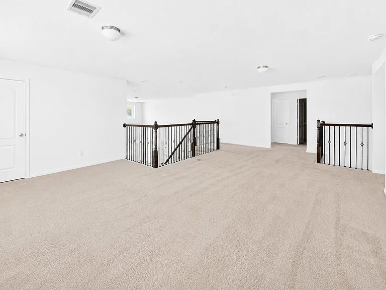 22406 Newcastle Waters Ct — Photo 25