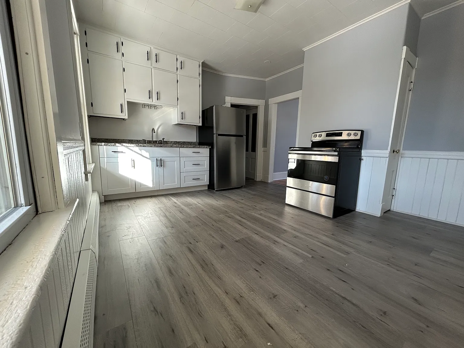2 bed, 800 sqft, $1,795 — Photo 3