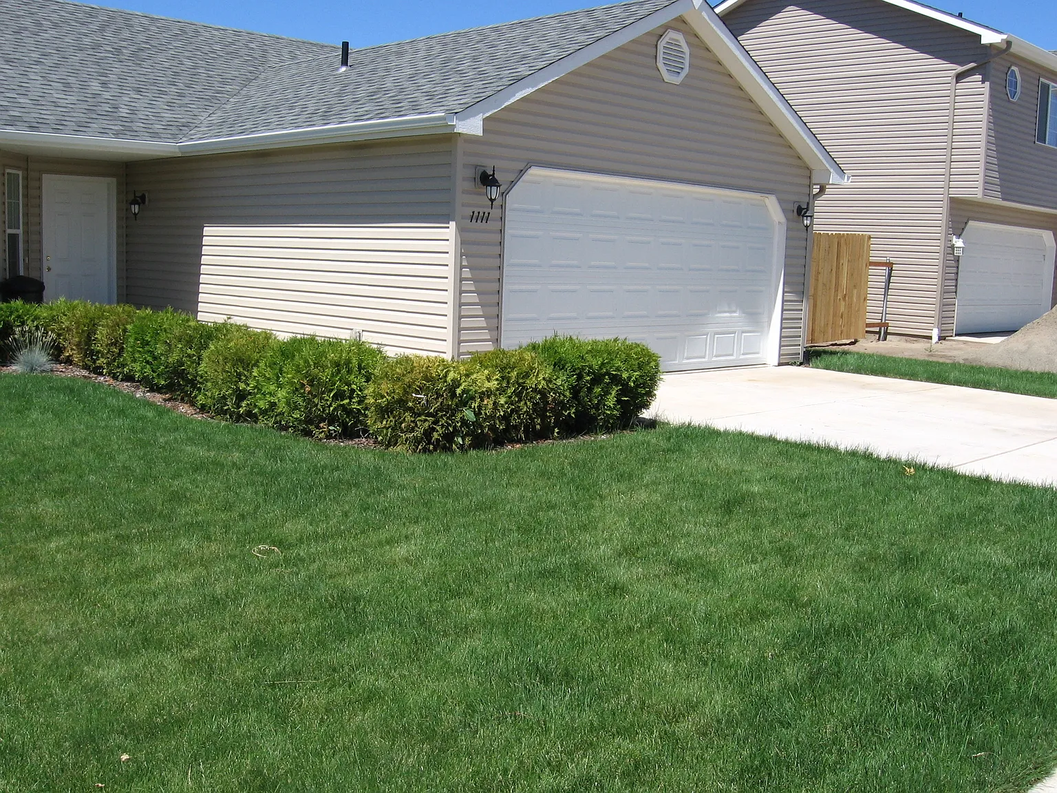 4 bed, 1440 sqft, $1,995 — Photo 2