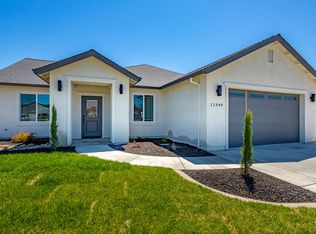 11349 Puffin Way, Redding, CA 96003