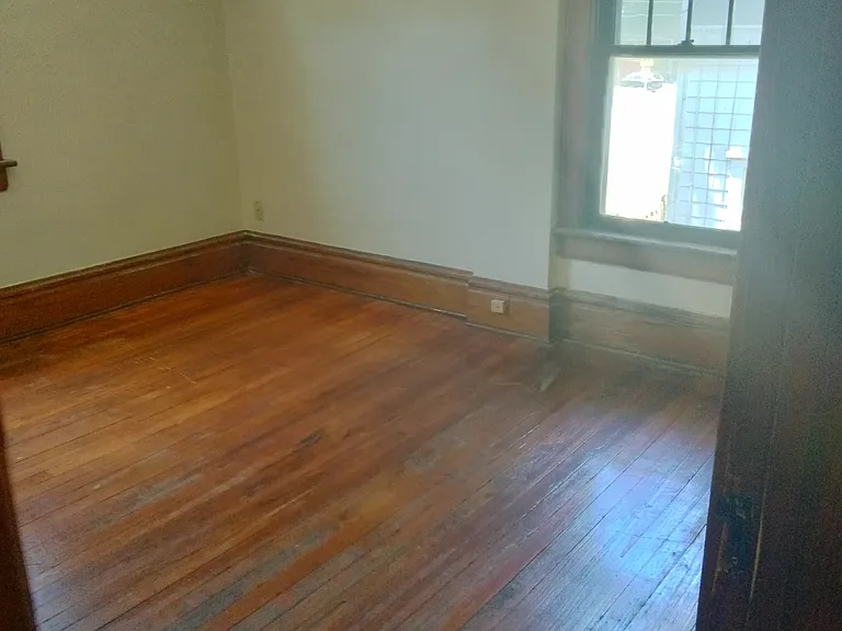 949 W Exchange St — Photo 7