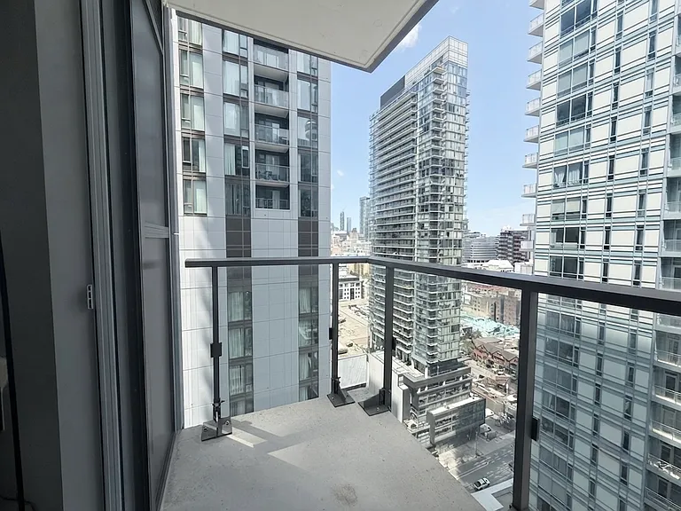 8 Widmer St #2705 — Photo 7