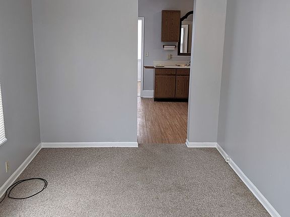 3rd image of 642 Cherry St SE APT 2