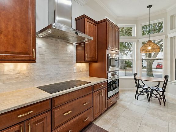 5th image of 96061 Bottlebrush Ln