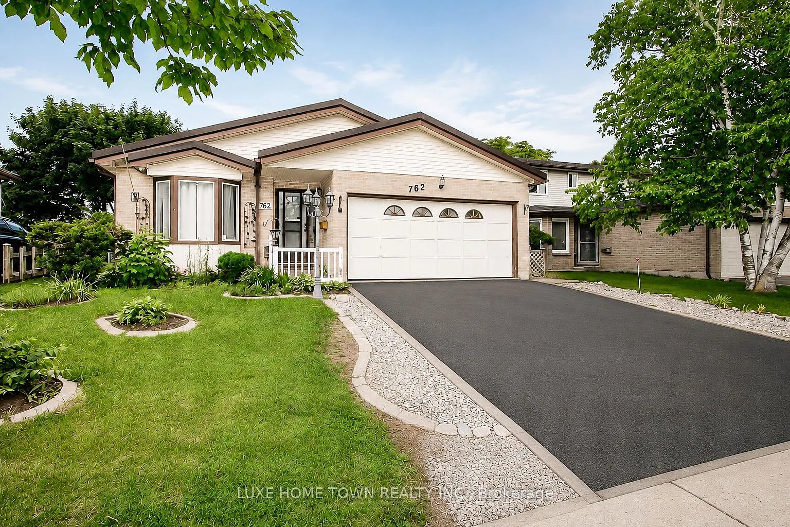 4 bed, $3,000 — Photo 2
