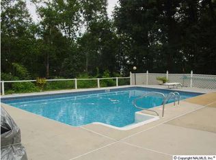 2914 Sequoyah Trl, Guntersville, AL 35976