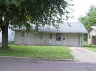 743 N Forest Ave, Springfield, MO 65802