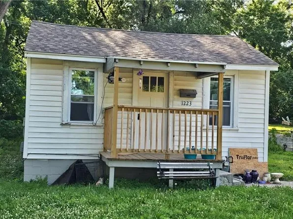 1223 S Delaware Ave, Independence, MO 64055