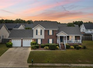 8240 Frenchorn Ln, Fayetteville, NC 28314