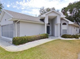 21707 Queen Mary Ct, Leesburg, FL 34748