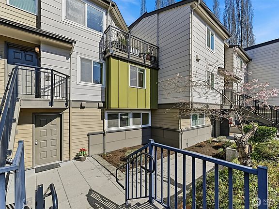 2nd image of 15827 NE Leary Way #B-116