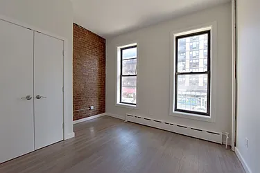 Rented by LEE & ASSOCIATES NYC RESIDENTIAL LLC