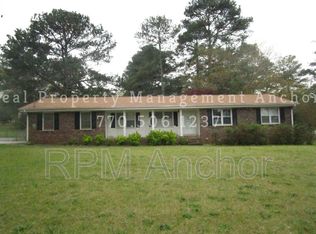 20 Helen Ln, Stockbridge, GA 30281