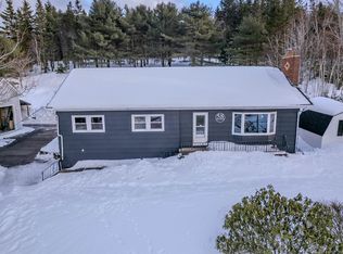 58 Macbelger Cres, Victoria, NS B1X 1J1