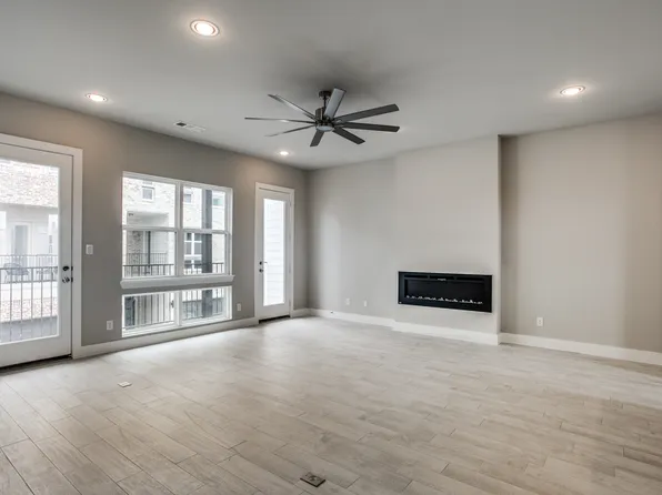 2468 Carmelita St, Dallas, TX 75212