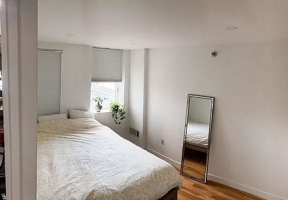 Rented by Owner | media 22