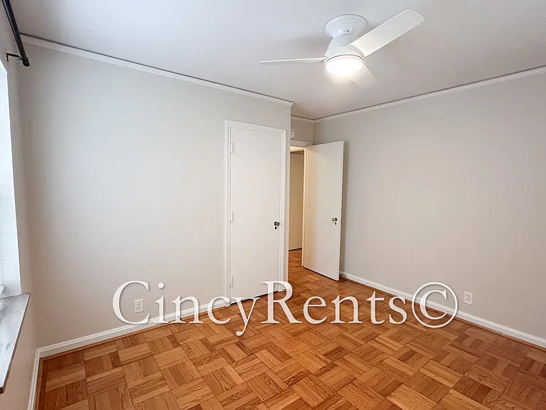 1118 Delta Ave #2 — Photo 16