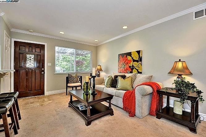 Living Room (Before new flooring and paint)