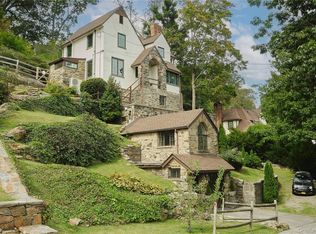 7 Avondale Road, Yonkers, NY 10710