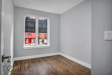 Rented by Rennit Inc.