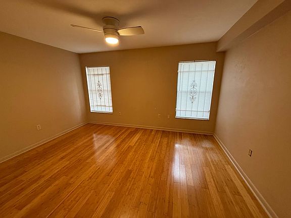 5th image of 1411 NW 2nd Ave APT 102