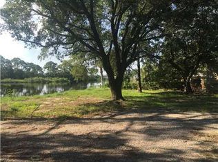 19 Keyser Ln, Gulfport, MS 39507