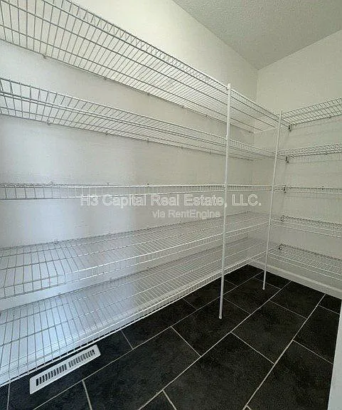 1041 Flora Lake Ct — Photo 12