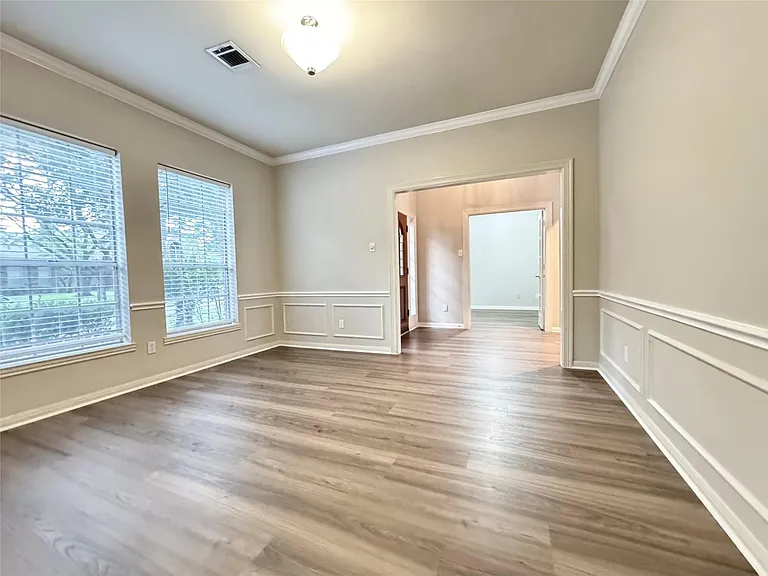 4510 Colony Hills Dr — Photo 3