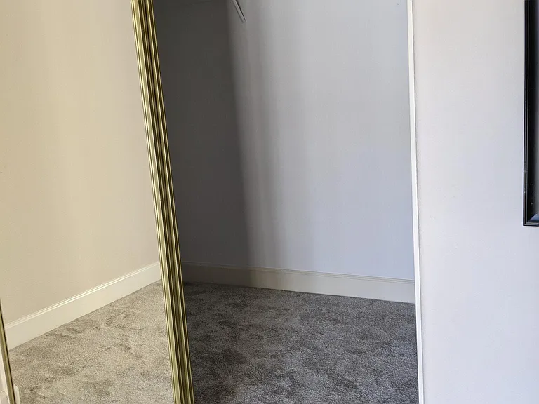 3960 Chamberer Dr — Photo 5