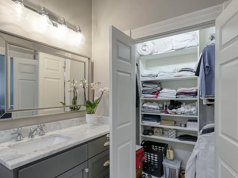 1623 Rosewood Ave — Photo 26