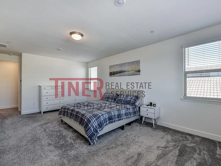 4016 Setucket St — Photo 25