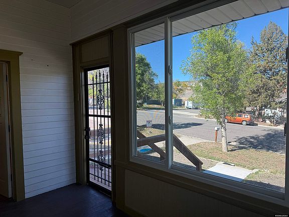 4th image of 945 Arapahoe St