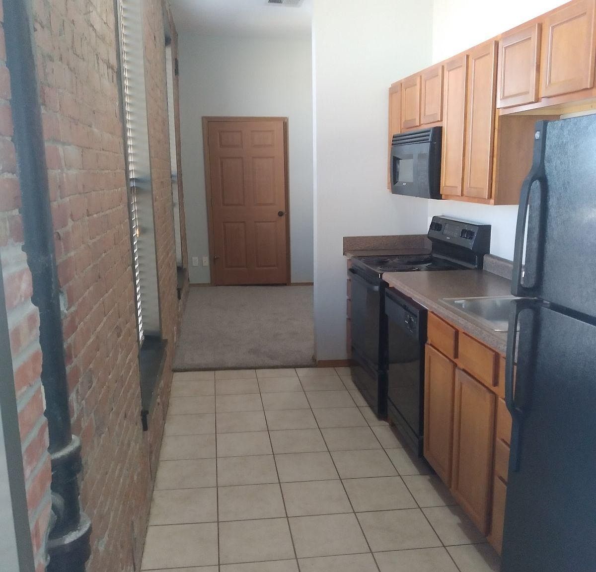 200 E 2nd St 8, Bartlesville, OK 74003 Zillow