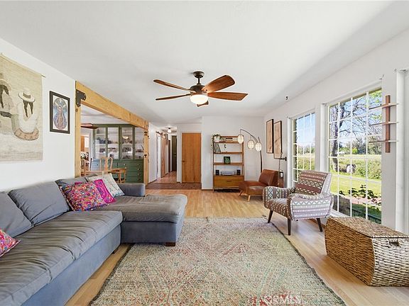 4th image of 24065 Maria Rd