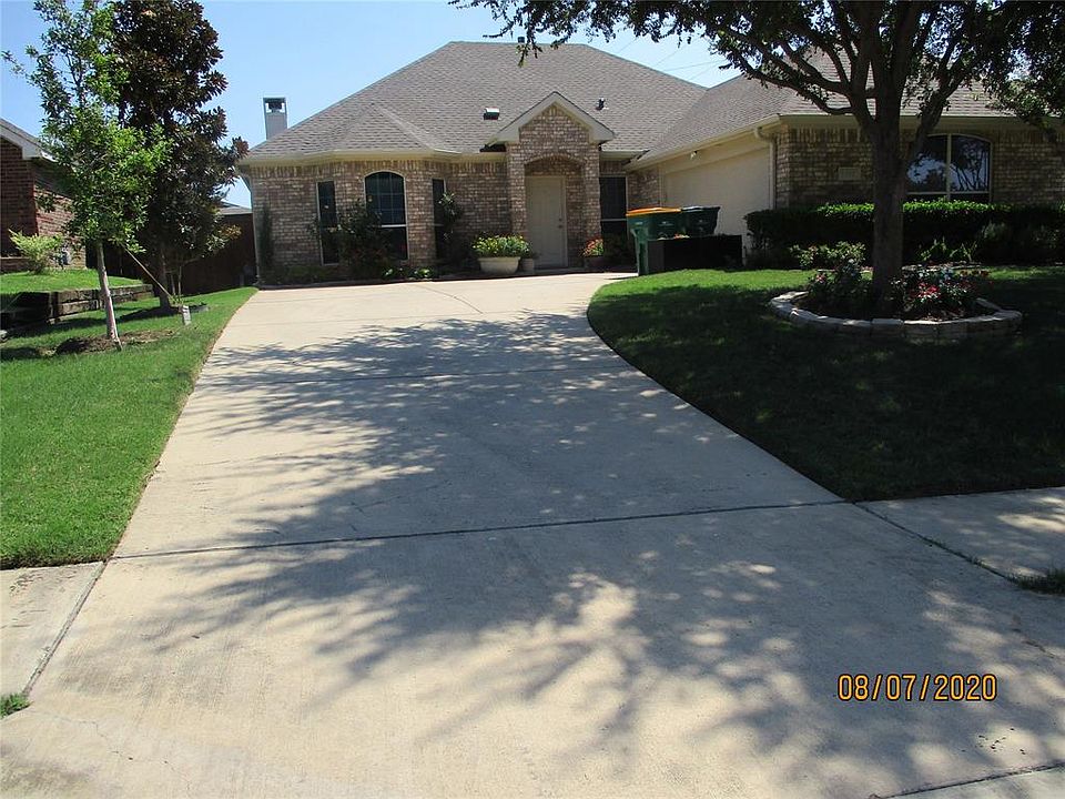 1st image of 1560-1560 Elika Ct