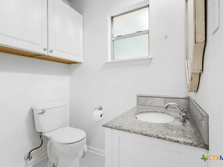 761 Whippoorwill Dr #B — Photo 15