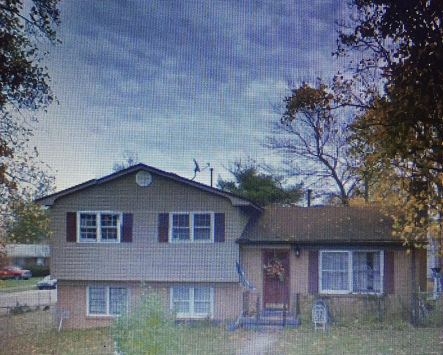 1st image of 3818 Habersham Dr