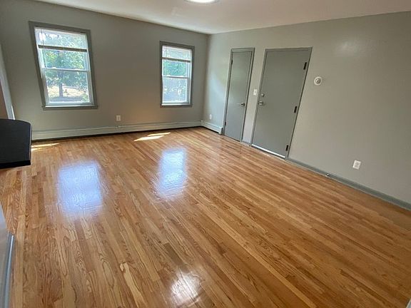 3rd image of 31 Cherry St Suite 2