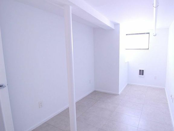 4th image of 495 Dean St #1