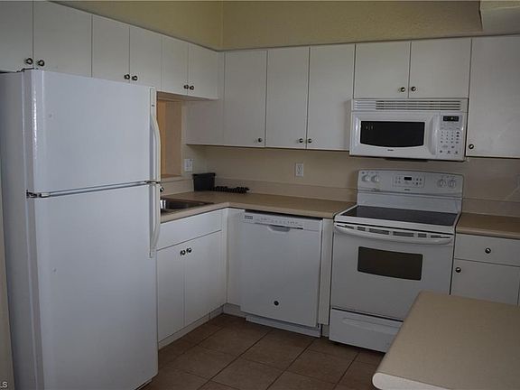 5th image of 8312 Bernwood Cove Loop APT 1011