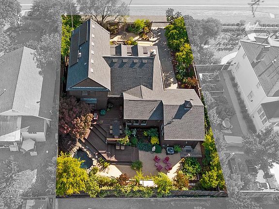 2nd image of 21234 Geyserville Avenue