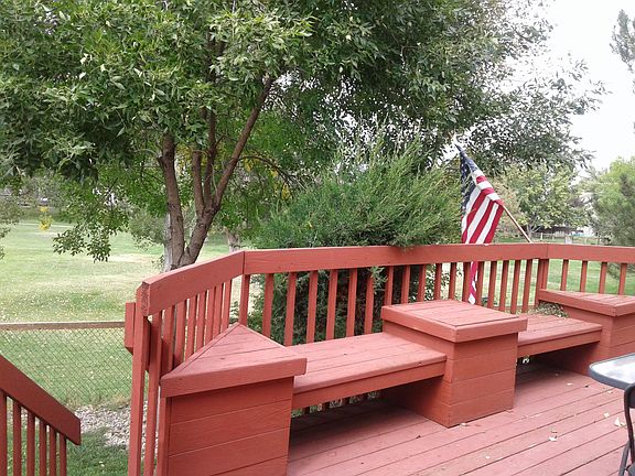 Large multilevel deck