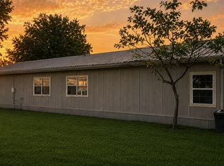 129 & 131 N Dunbar Ln, Emory, TX 75440